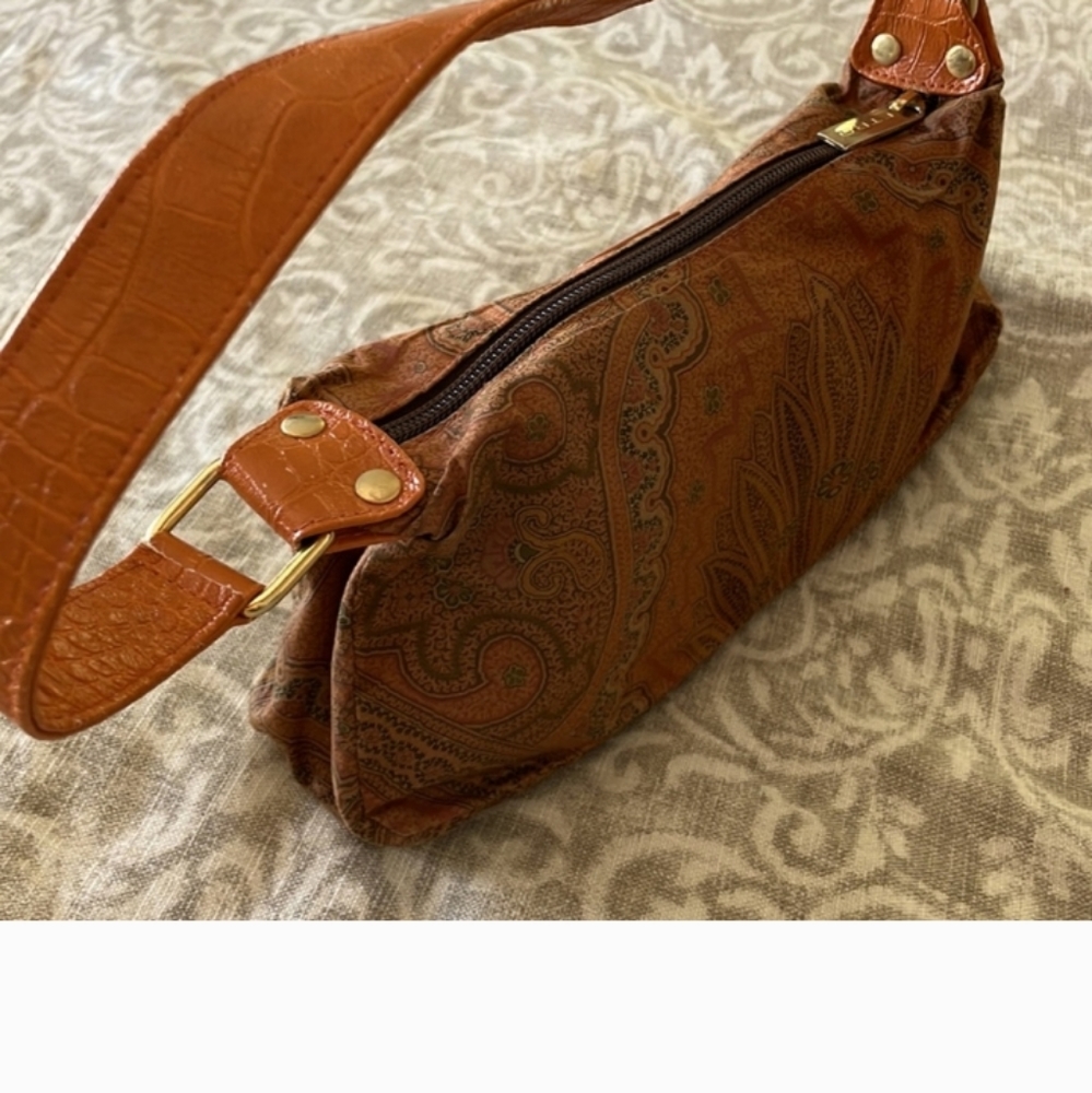ETRO 🎒 - Picture 3 of 5